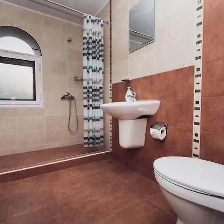 Casa de hóspedes Sky Garden House 2*
