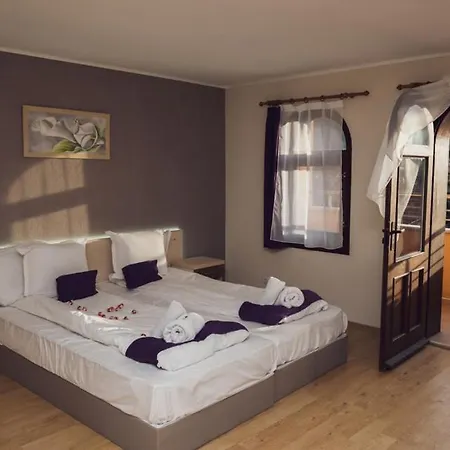 Casa de hóspedes Sky Garden House 2*