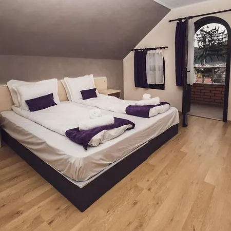 Casa de hóspedes Sky Garden House 2*