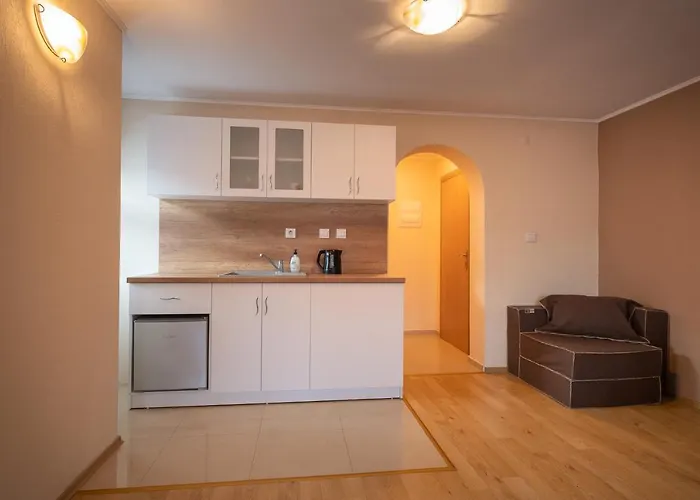 Guest house Sky Garden House 2*