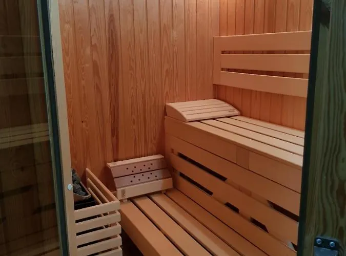 Guest house Sky Garden House 2*