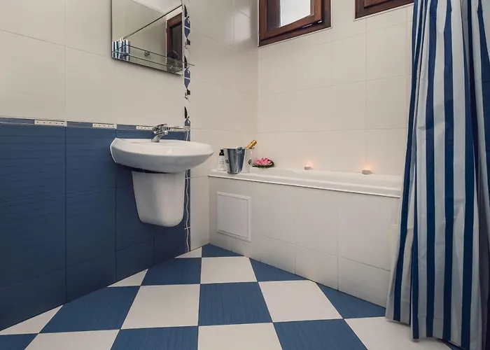 招待所 Sky Garden House 2*